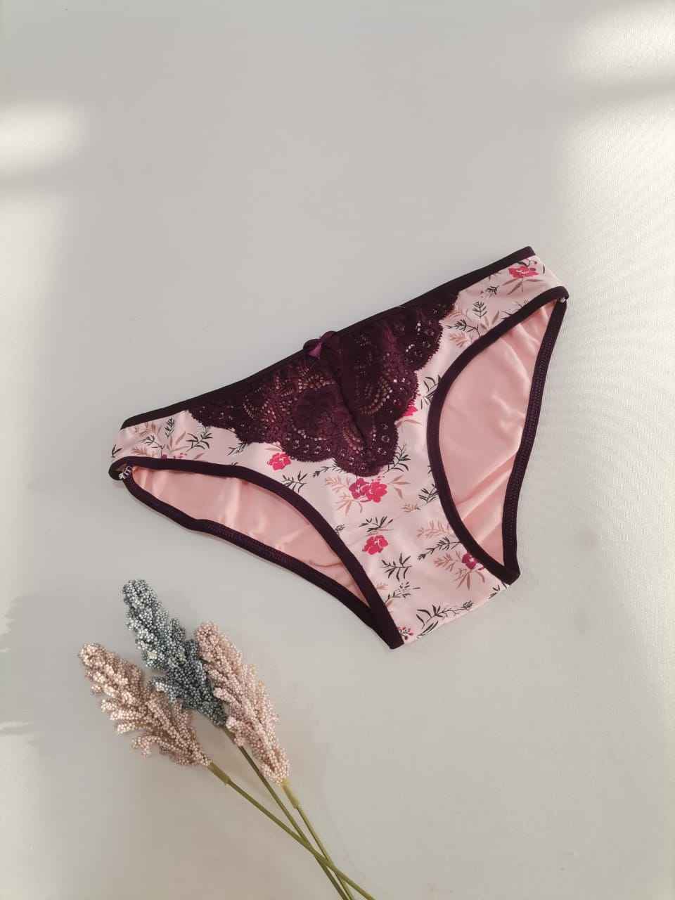 Slip coton avec dentelle