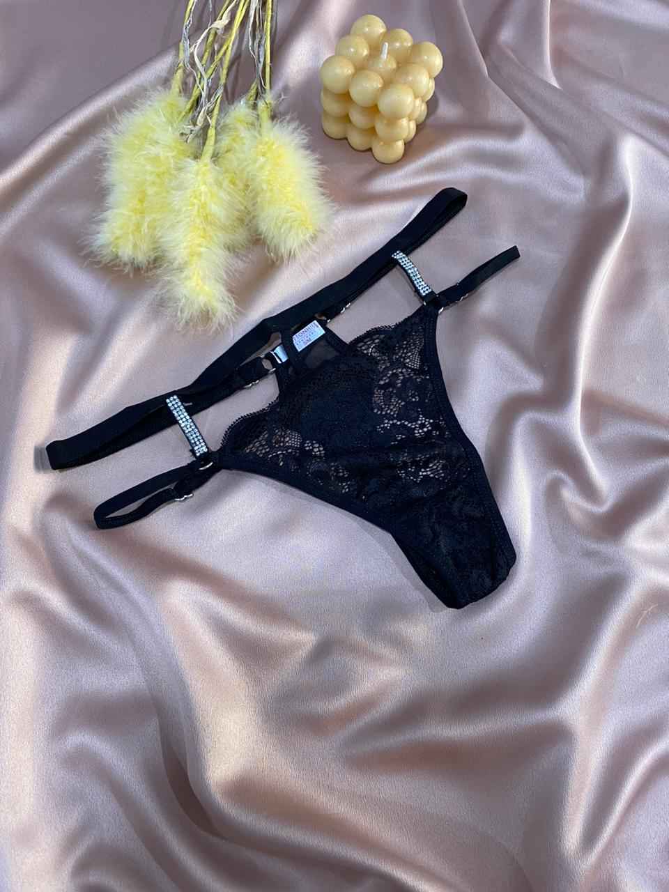 String dentelle