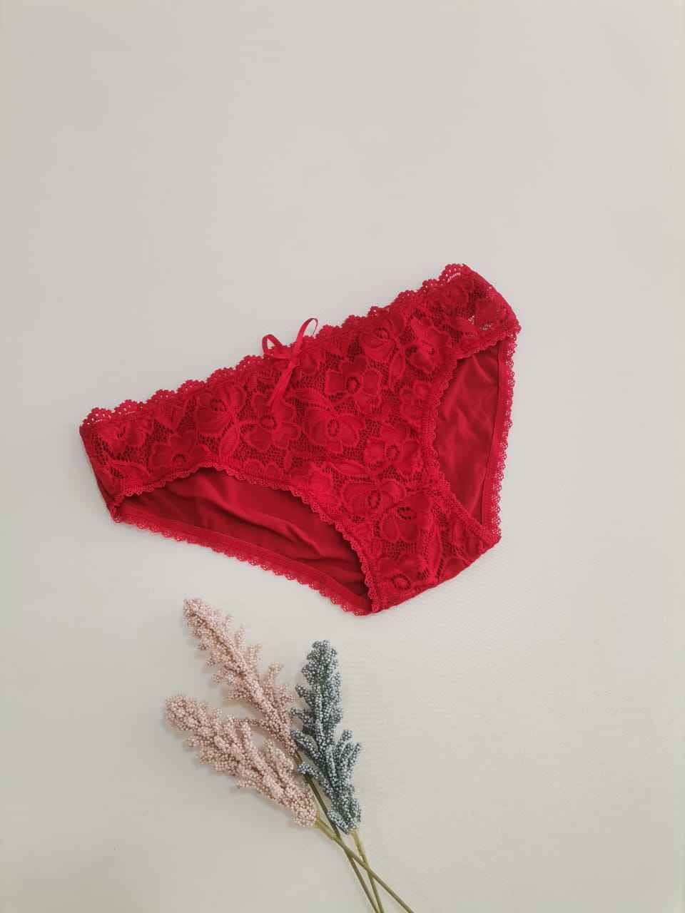 Slip  avec dentelle