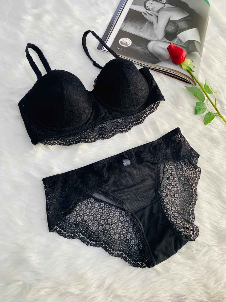 Ensemble Soutien-Gorge et Culotte en Dentelle