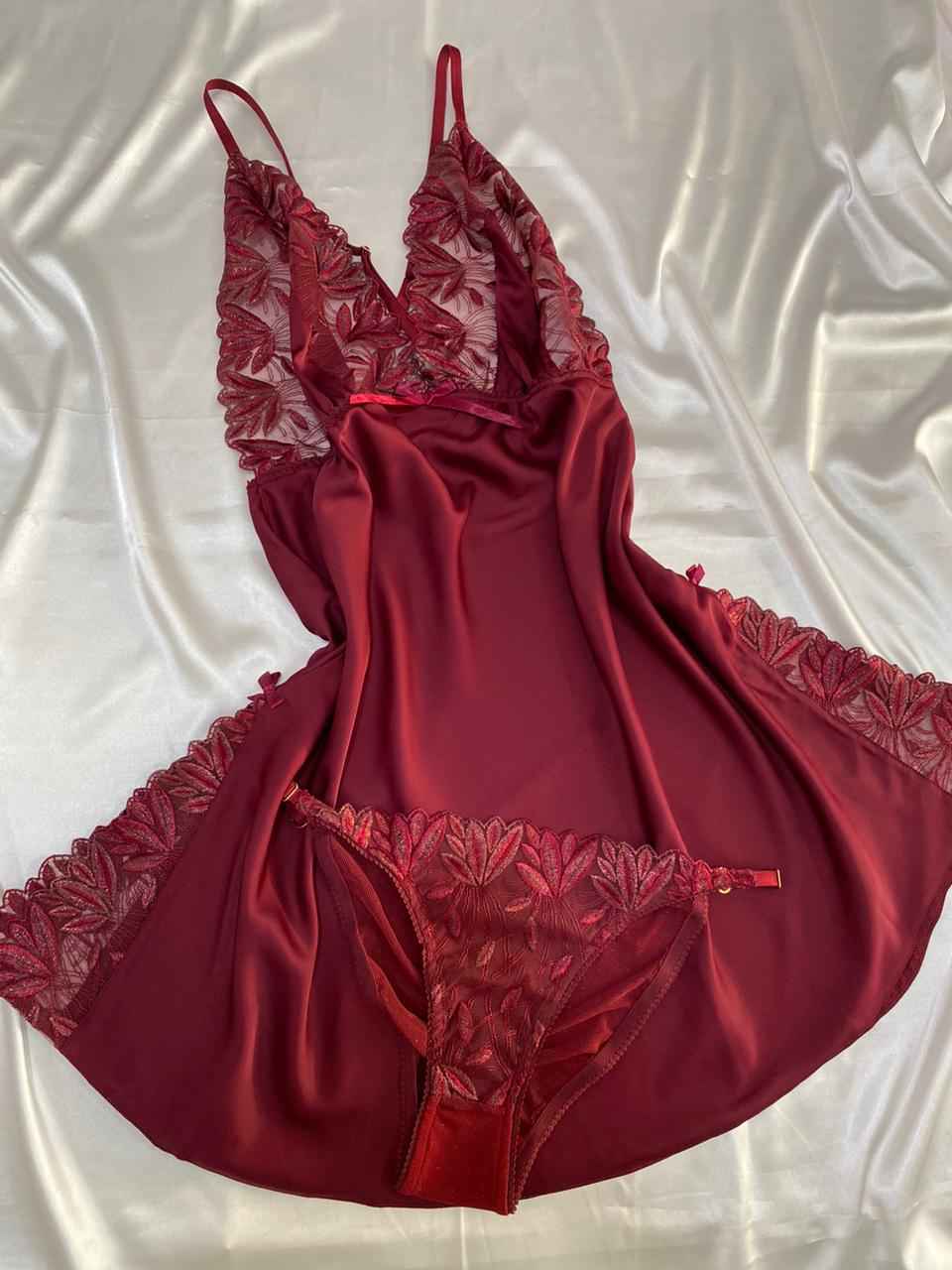 Nuisette  en dentelle