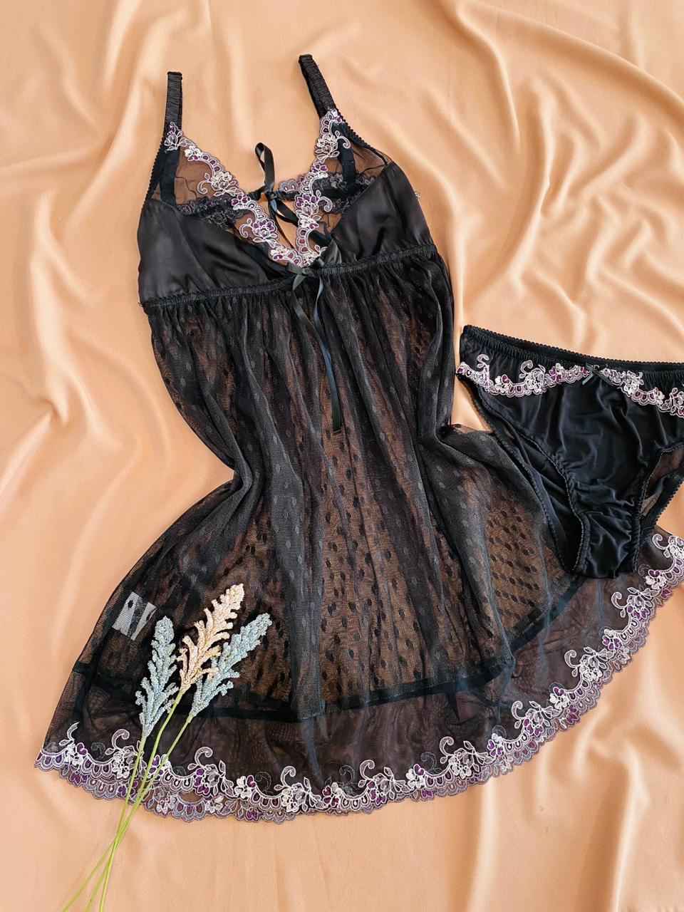 Nuisette  en dentelle