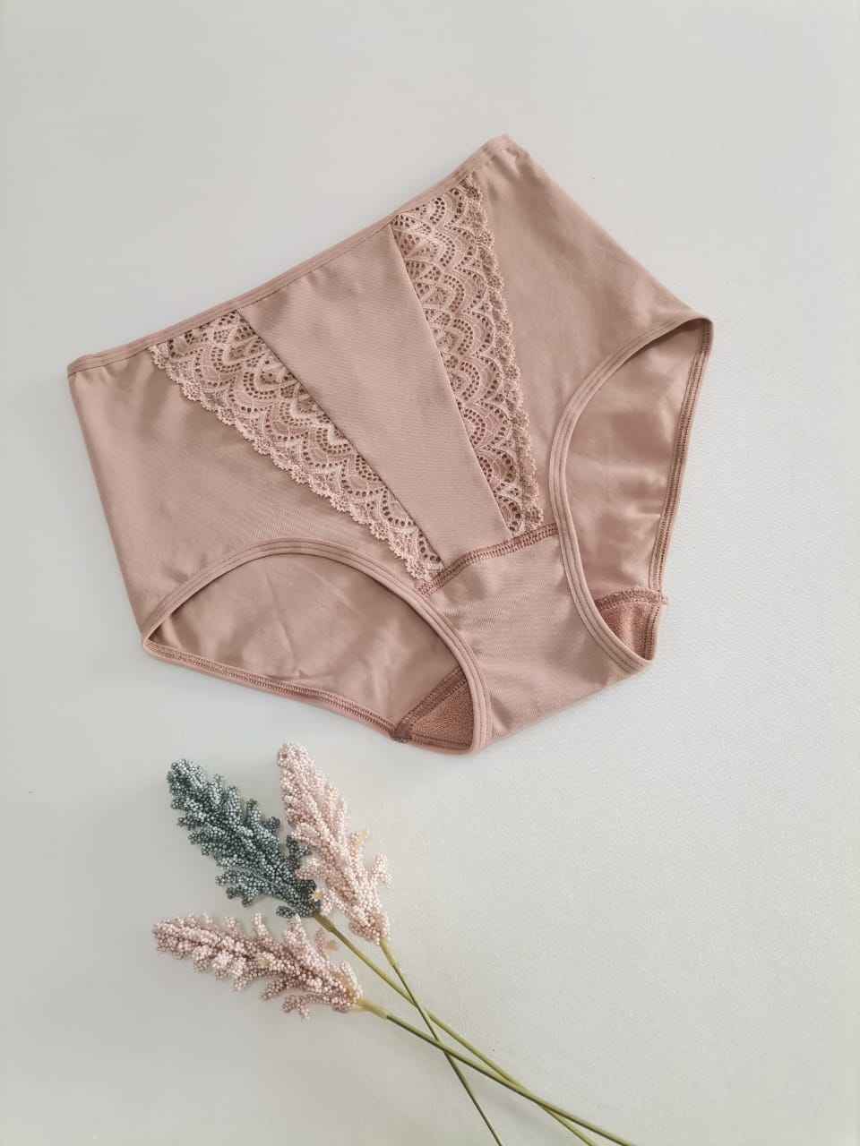 Slip  avec dentelle